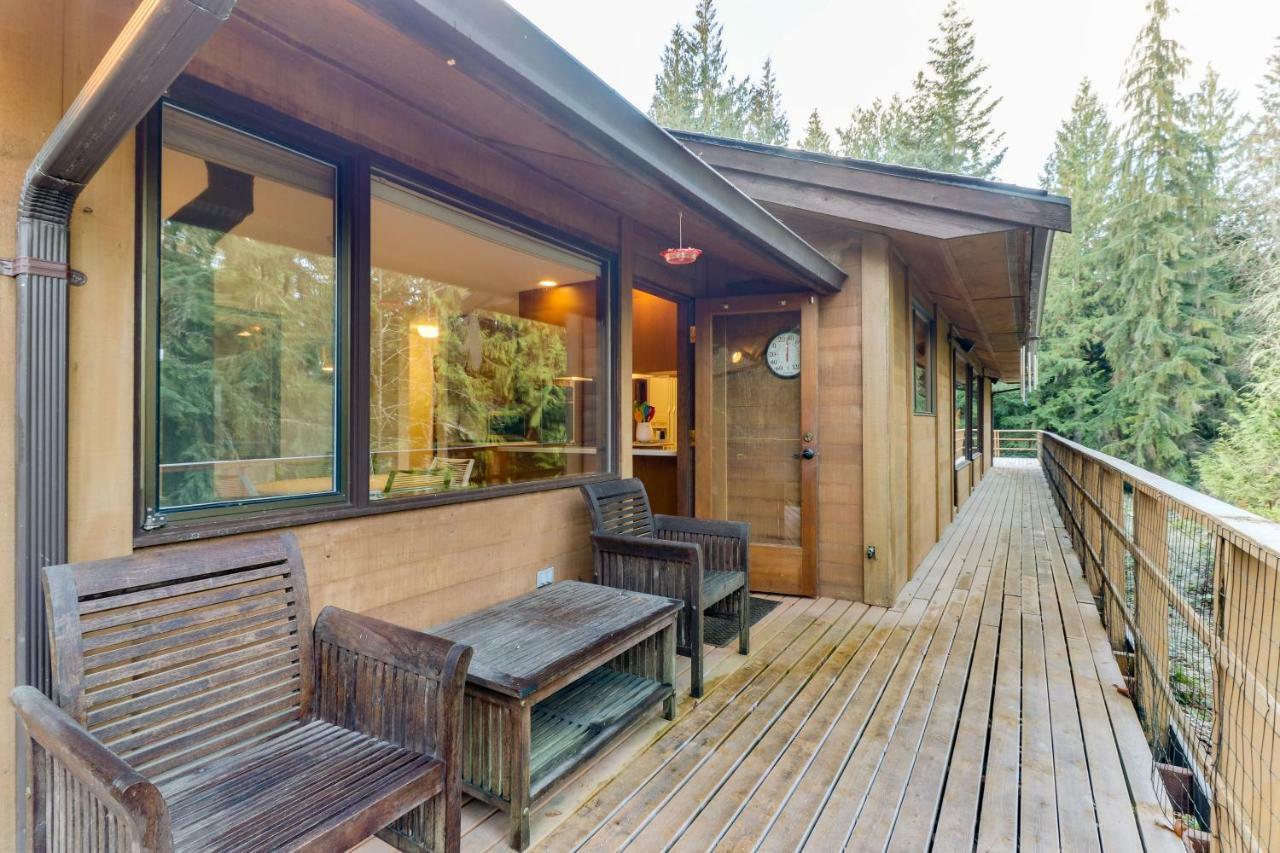 Sleeping Raven Woodland Retreat Villa Port Angeles Exterior photo